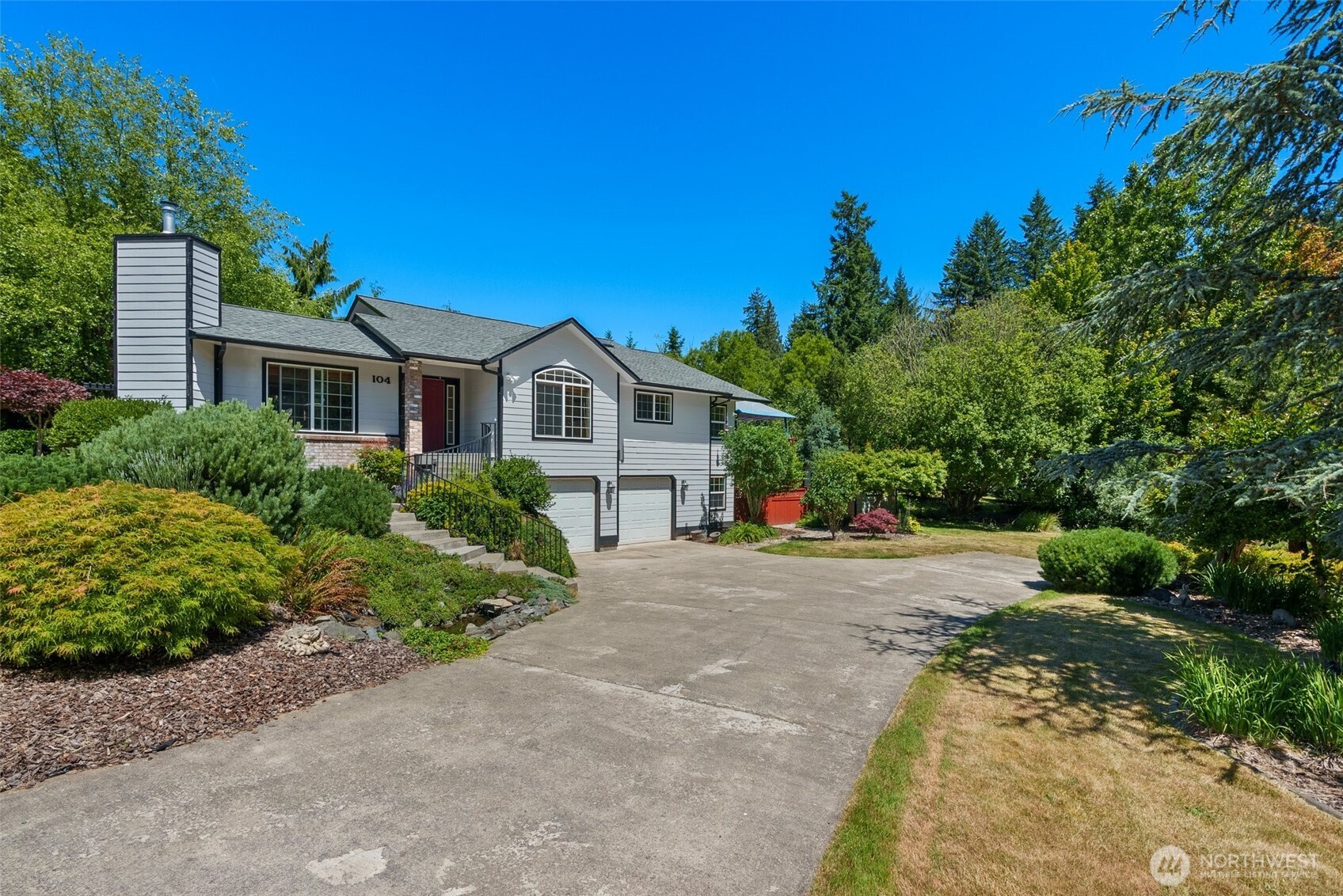104 Walsh Lane Chehalis, WA 98532 - Photo 26 of 30 a house view with a outdoor space