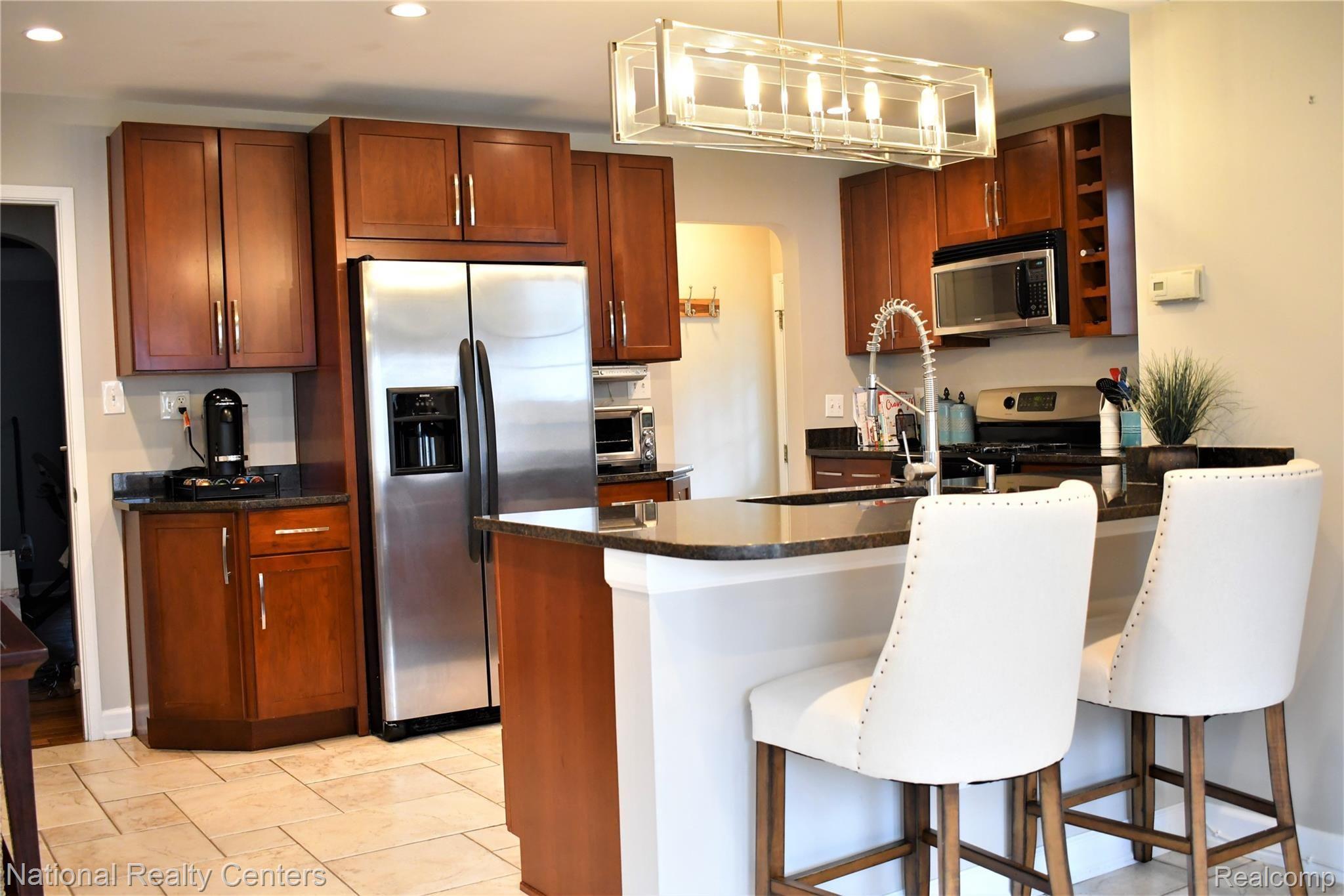 4112 Wakefield Road Berkley, MI 48072 - Photo 3 of 42 Updated and Open Kitchen