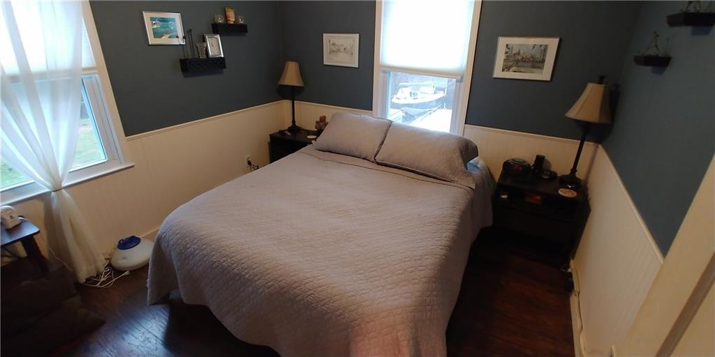 427 Jefferson Road Pittsburgh, PA 15235 - Photo 8 of 25 First floor master