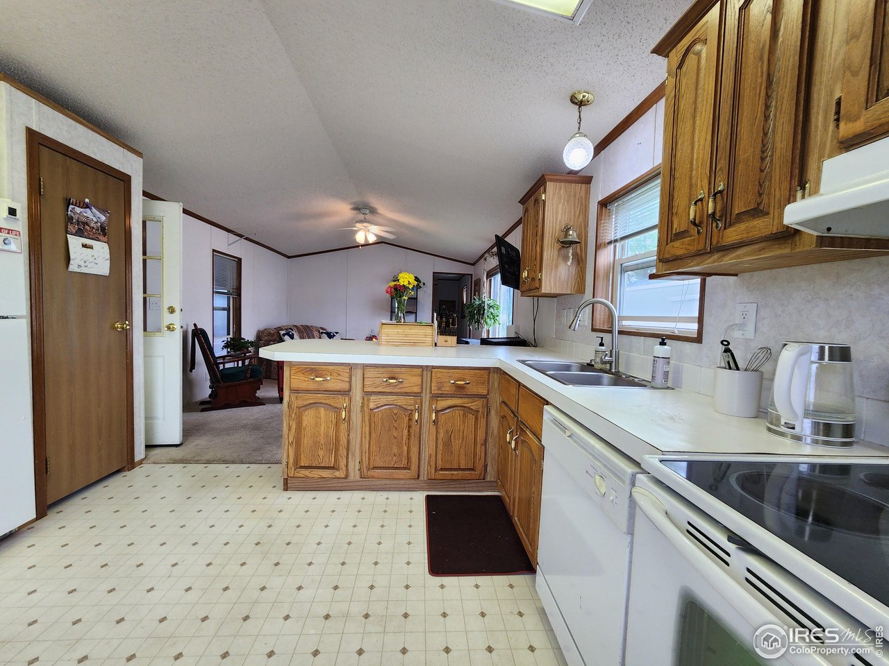 1720 Marshall Road, Unit 41 Boulder, CO 80305 - Photo 11 of 36