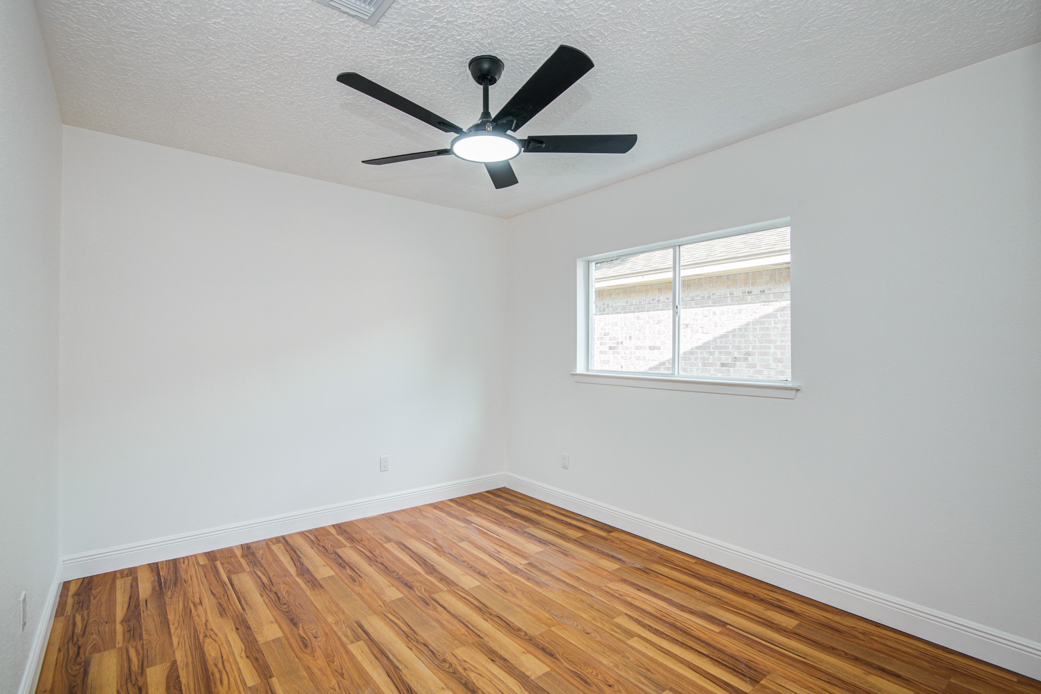 24127 Spring Towne Drive Spring, TX 77373 - Photo 16 of 28