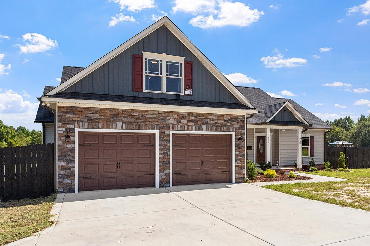 638 West Core Road Dunn, NC 28334 - Photo 2 of 35 Photo 2