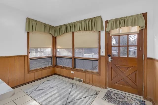 $429,900 | 108 South Cornell Avenue, Villa Park, IL 60181