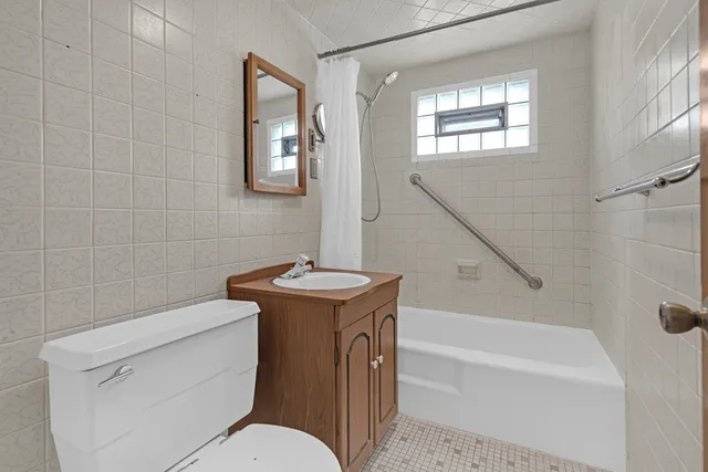 $429,900 | 108 South Cornell Avenue, Villa Park, IL 60181