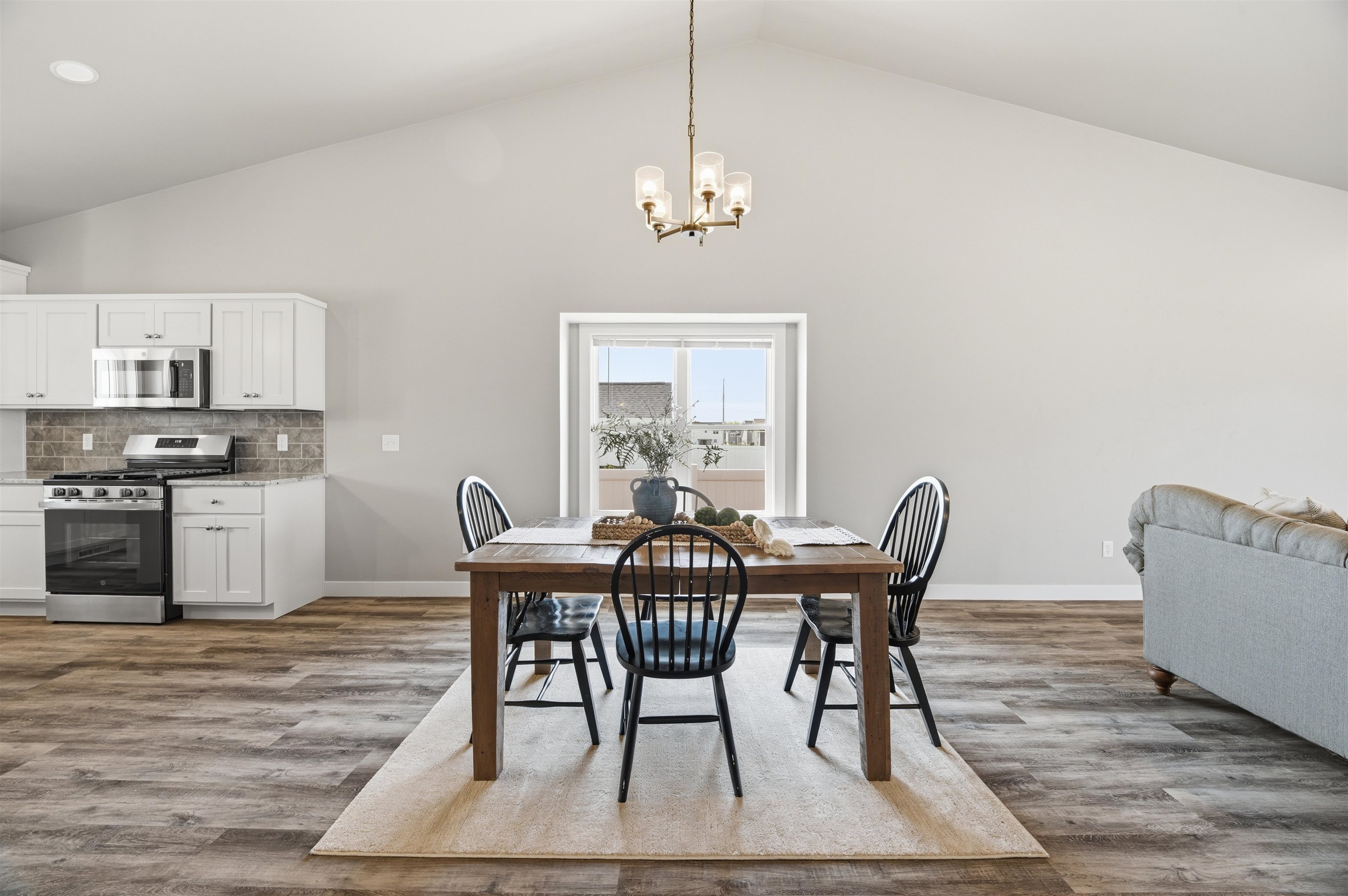 5749 Sequoia Drive Appleton, WI 54913 - Photo 7 of 35