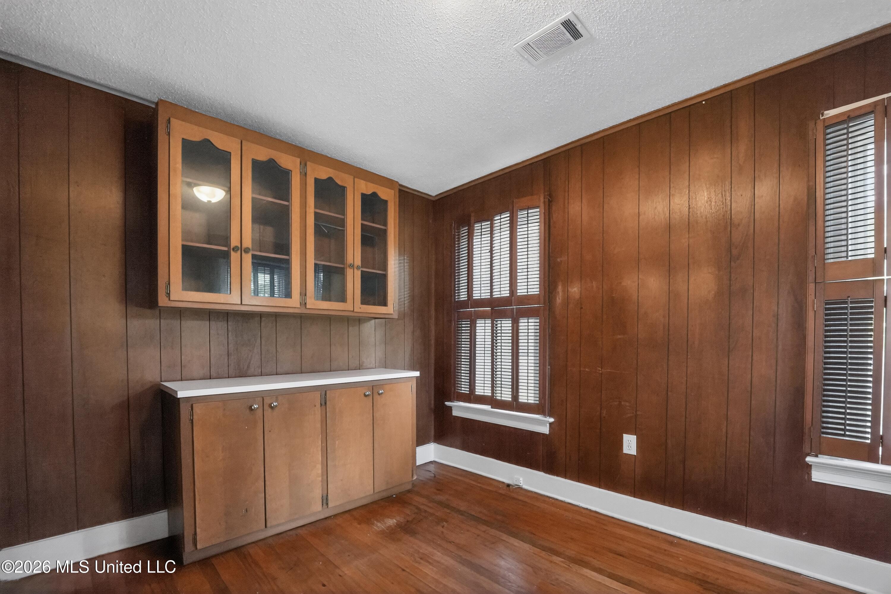 3021 Downing Street Jackson, MS 39216 - Photo 13 of 43 30