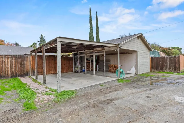 $379,000 | 731 Sioc Street, Colusa, CA 95932