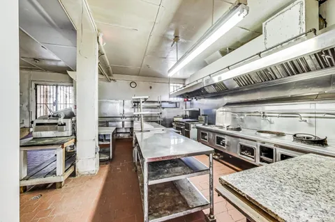 $1,450,000 | 2811-2815 Telegraph Avenue, Berkeley, CA 94705