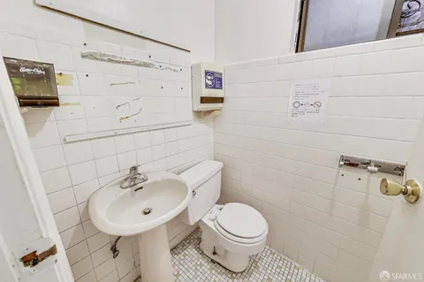 $1,450,000 | 2811-2815 Telegraph Avenue, Berkeley, CA 94705