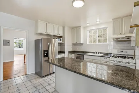 $1,450,000 | 2811-2815 Telegraph Avenue, Berkeley, CA 94705