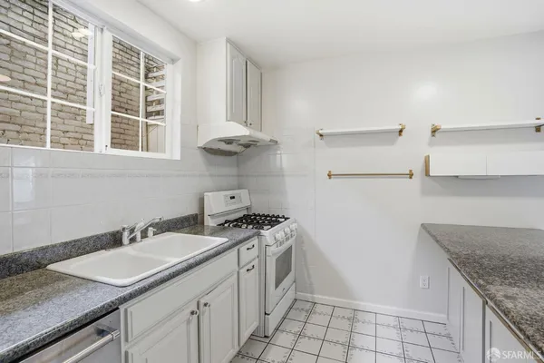 $1,450,000 | 2811-2815 Telegraph Avenue, Berkeley, CA 94705