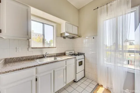 $1,450,000 | 2811-2815 Telegraph Avenue, Berkeley, CA 94705