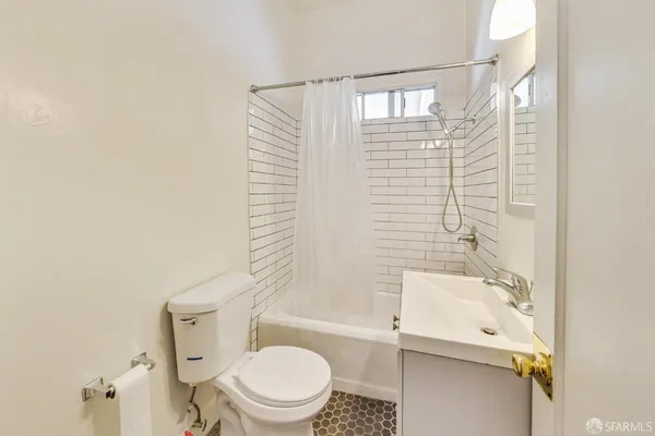 $1,450,000 | 2811-2815 Telegraph Avenue, Berkeley, CA 94705