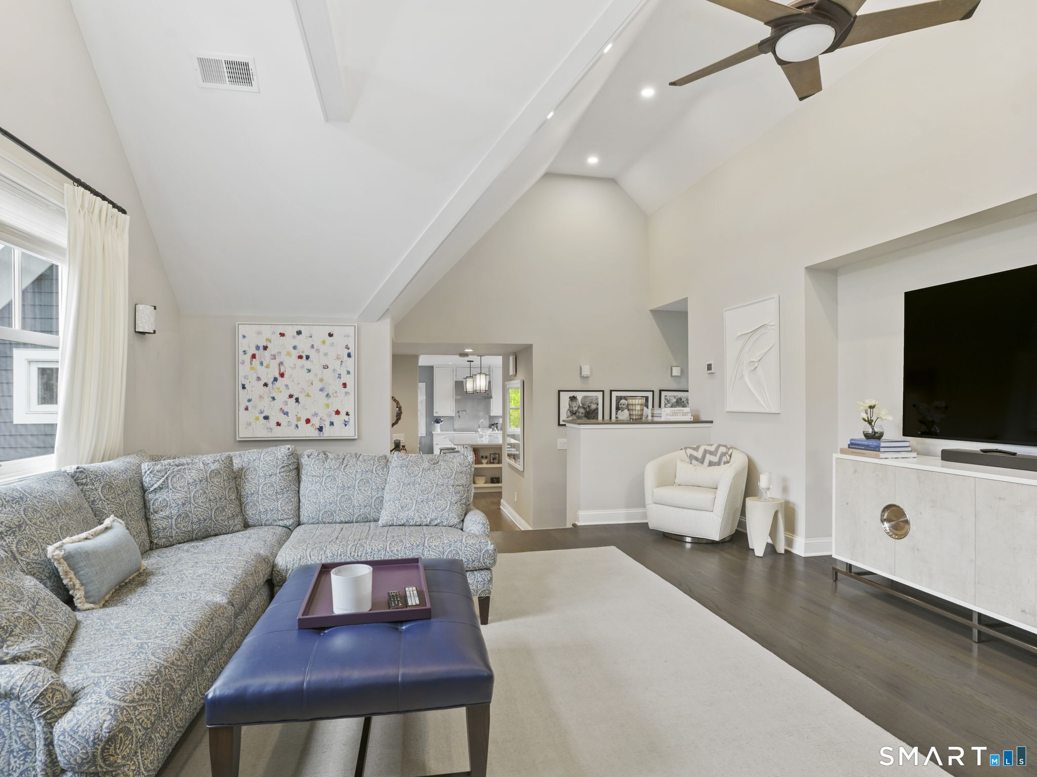 41 Grove Street Greenwich, CT 06807 - Photo 12 of 35