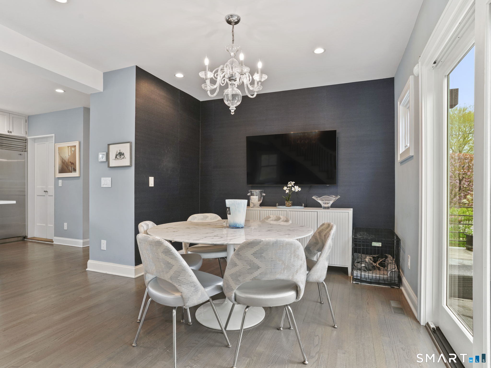 41 Grove Street Greenwich, CT 06807 - Photo 8 of 35