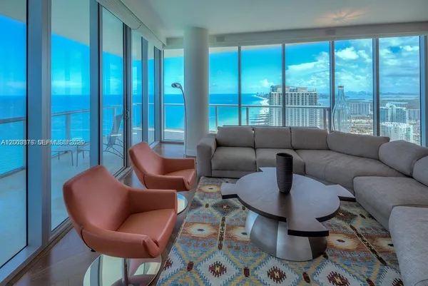 $22,500 | 17001 Collins Avenue, Unit 4301, North Miami Beach, FL 33160