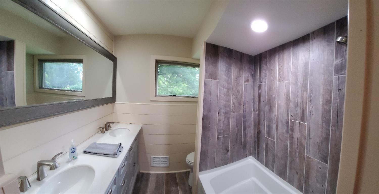 467 Warwick Road Hamilton, OH 45013 - Photo 13 of 32