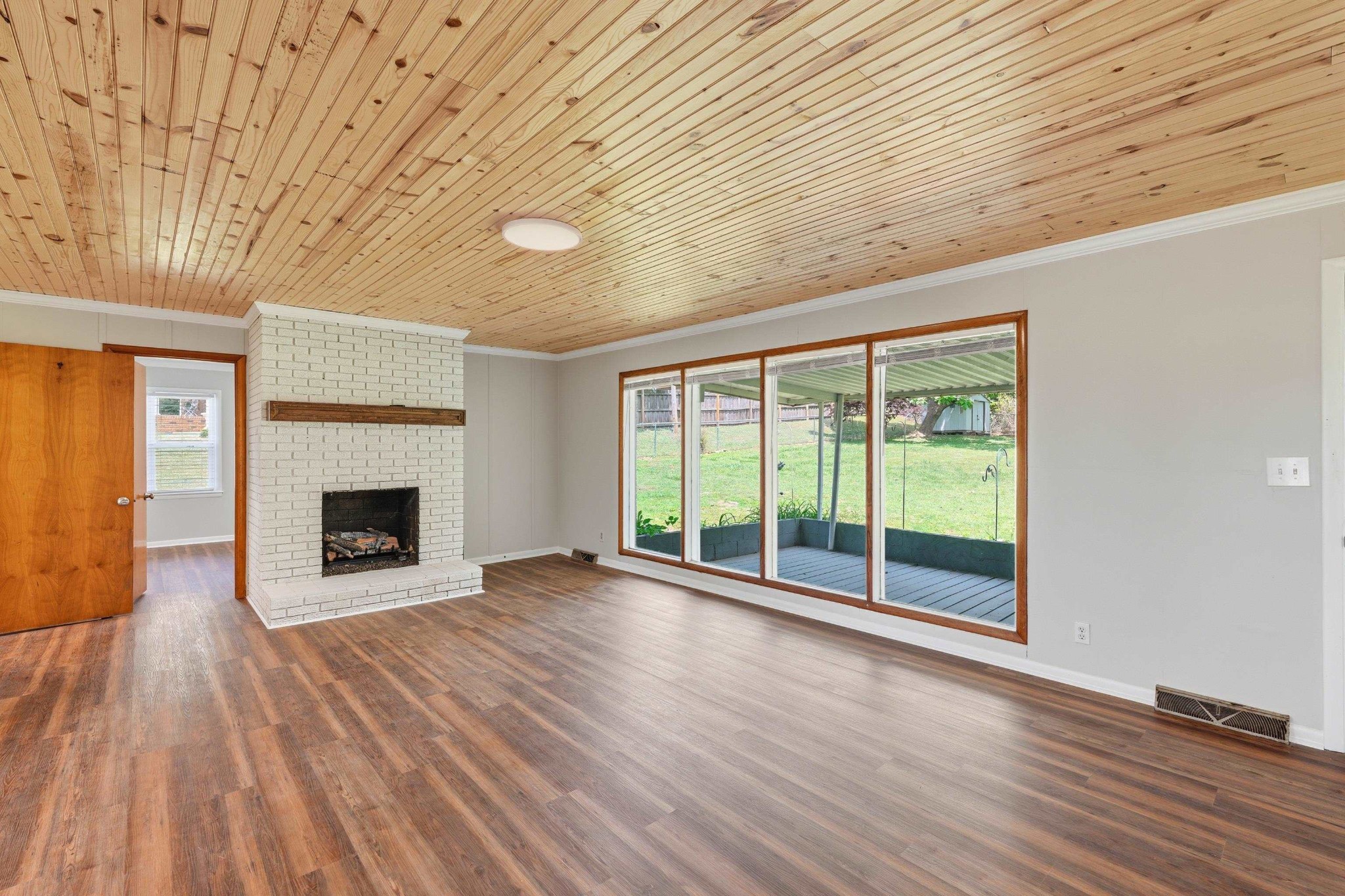 515 East Rasch Road Florence, AL 35633 - Photo 8 of 22