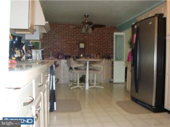 114 East Rutherford Drive Newark, DE 19713 - Photo 2 of 10 Gallery Image 2