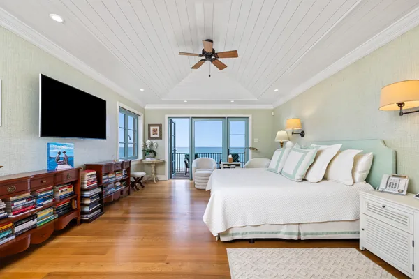 $35,000,000 | 183 South Beach Road, Jupiter Island, FL 33455