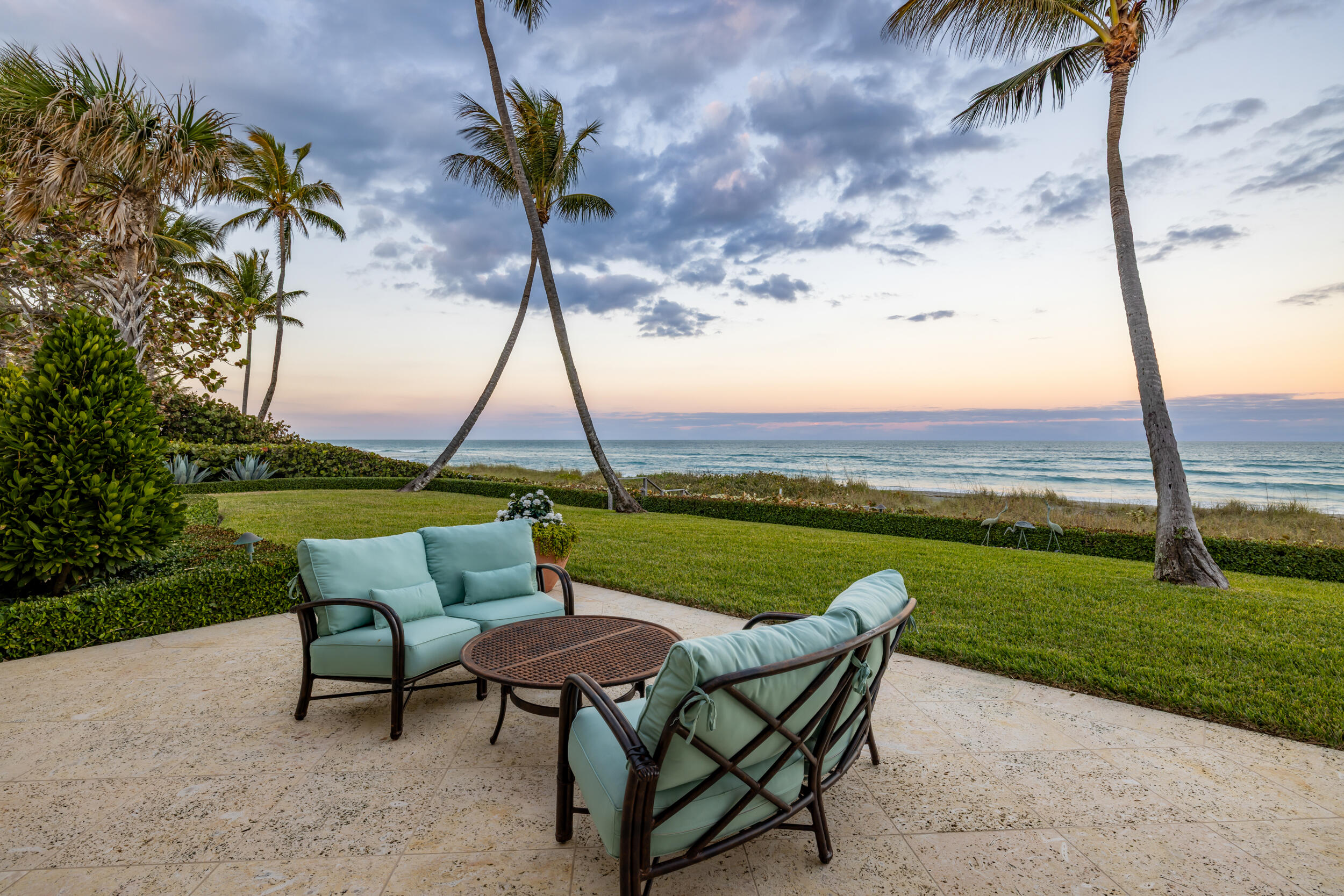 183 South Beach Road Jupiter Island, FL 33455 - Photo 20 of 89 096_Zfe7