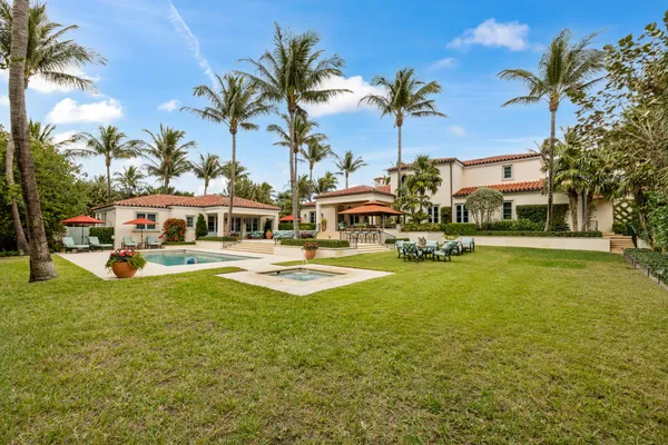 $35,000,000 | 183 South Beach Road, Jupiter Island, FL 33455