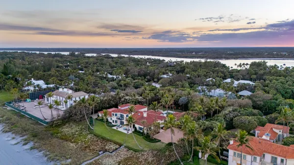 $35,000,000 | 183 South Beach Road, Jupiter Island, FL 33455