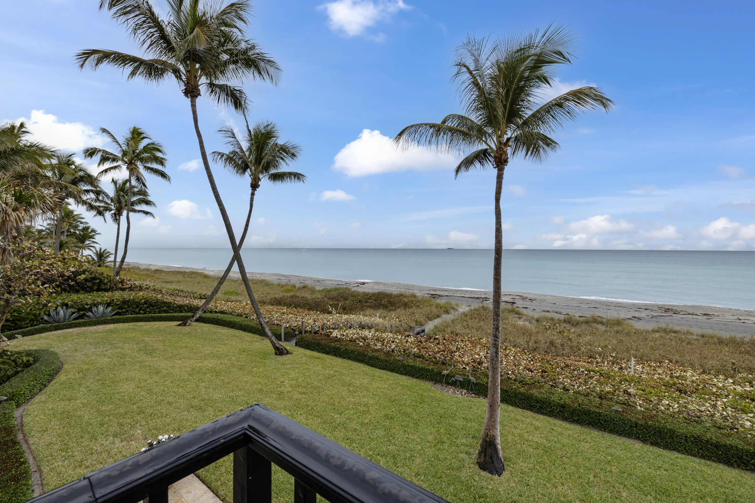 183 South Beach Road Jupiter Island, FL 33455 - Photo 56 of 89 52_et6a3841