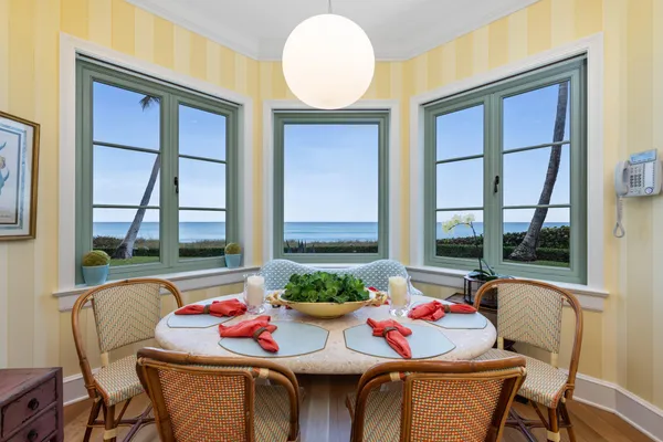 $35,000,000 | 183 South Beach Road, Jupiter Island, FL 33455