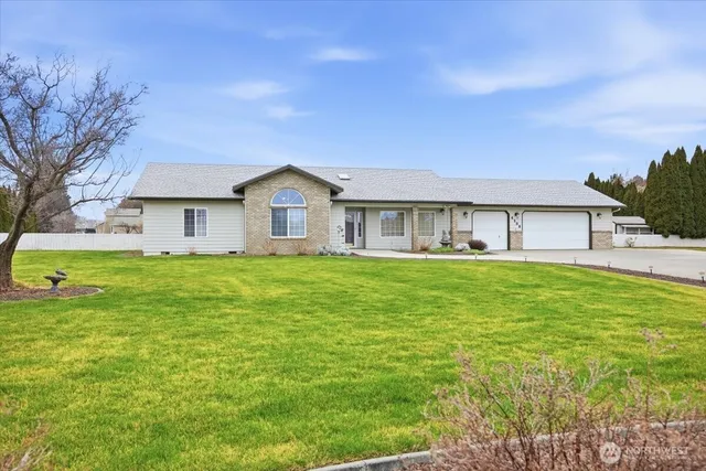 $785,000 | 4105 Southlake Court, West Richland, WA 99353