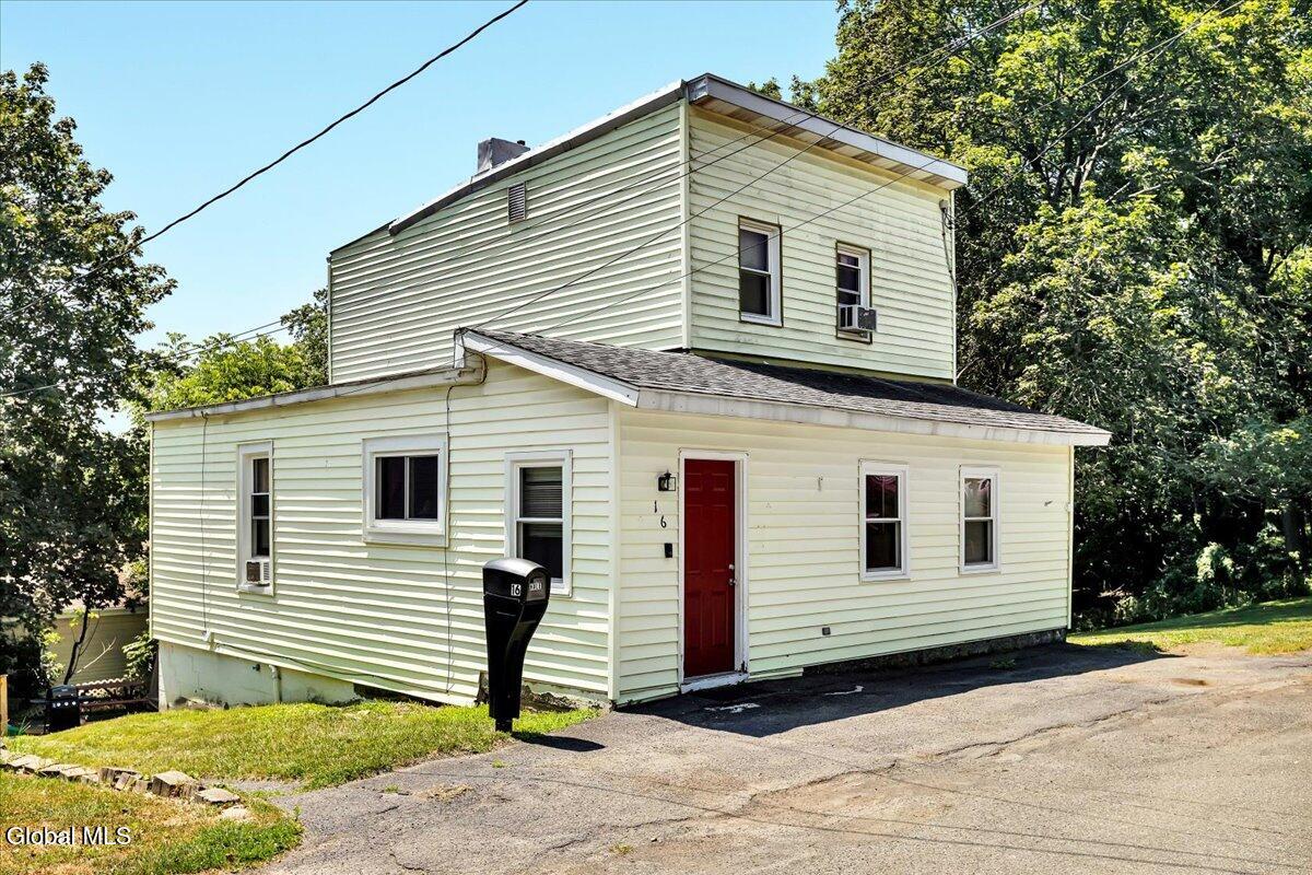 16 Billings Avenue Troy, NY 12180 - Photo 2 of 26 02-IMG_6452