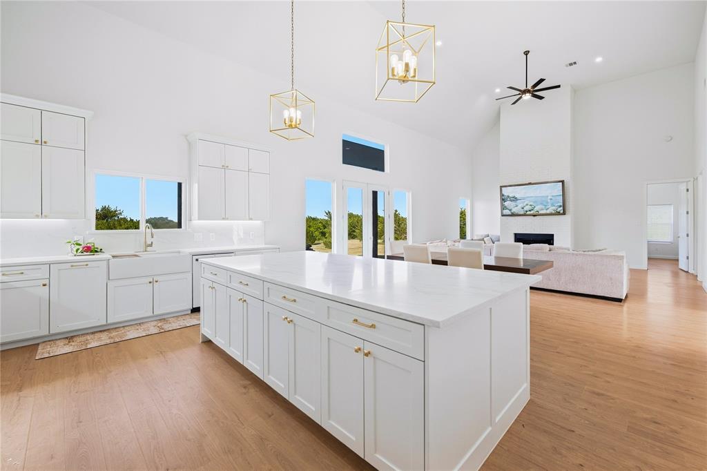 1045 Augustus Court Rio Vista, TX 76093 - Photo 8 of 35 Gallery Image 8