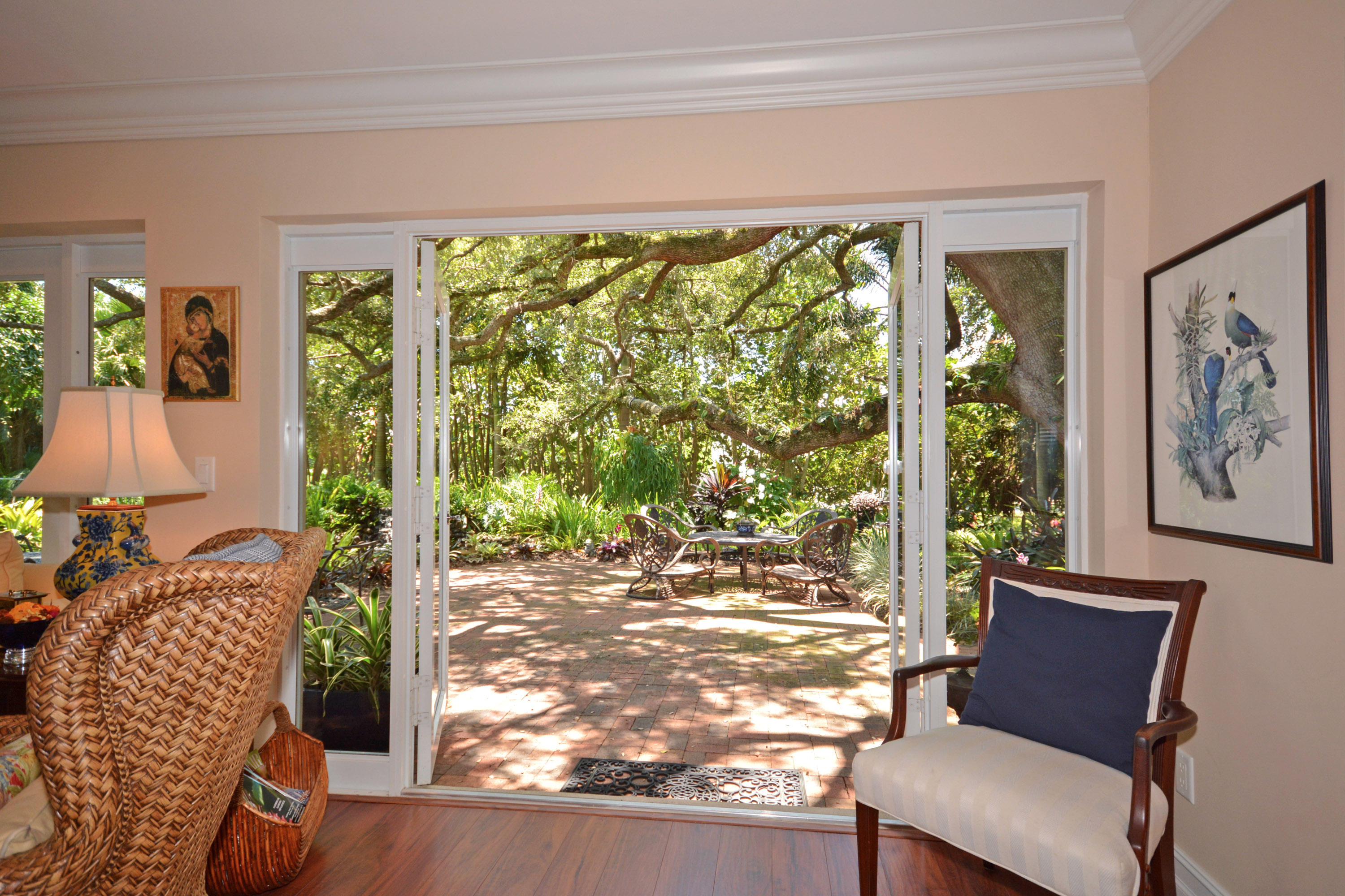 1284 Southwest 14th Street Boca Raton, FL 33486 - Photo 2 of 28 Family Room / Patio