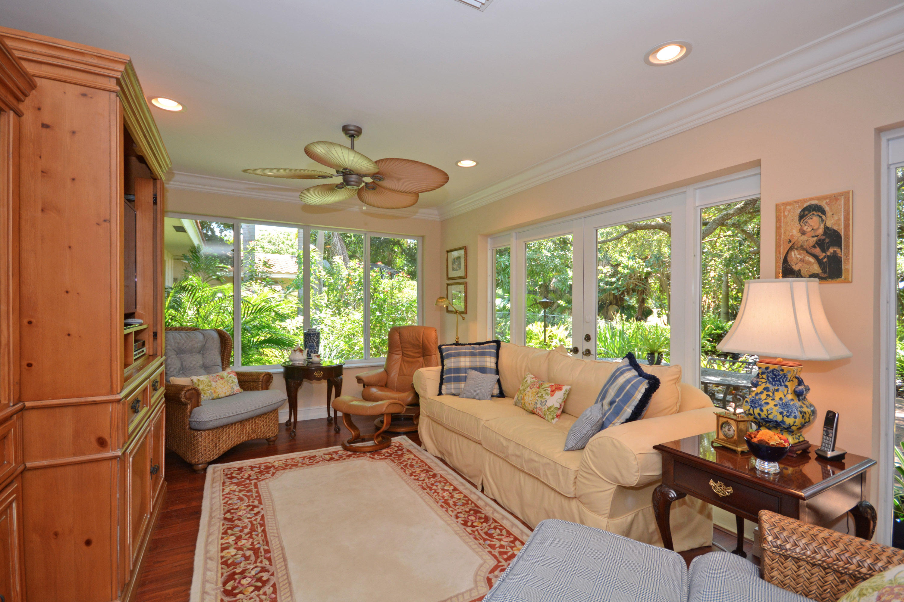 1284 Southwest 14th Street Boca Raton, FL 33486 - Photo 6 of 28 Family Room