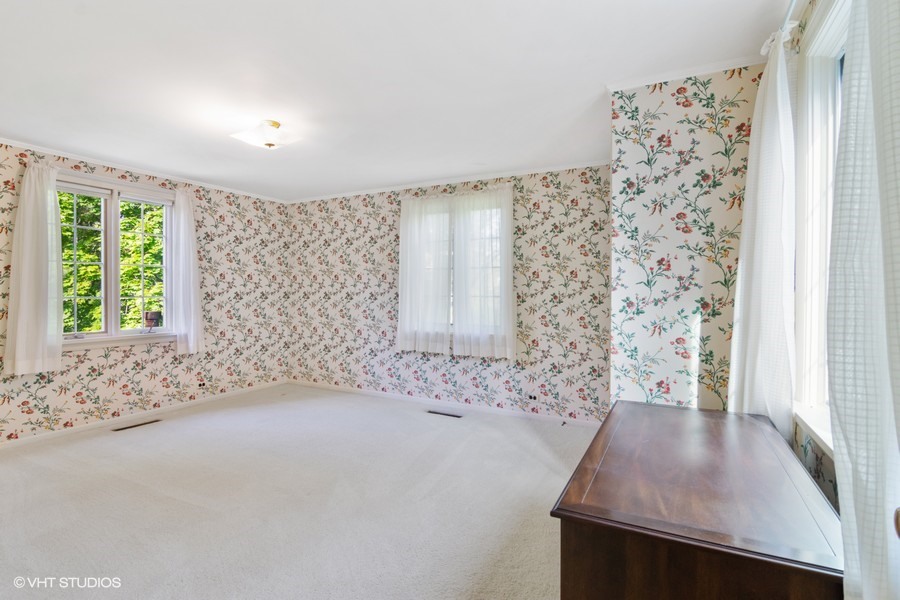 285 Old Farm Road Northfield, IL 60093 - Photo 17 of 21