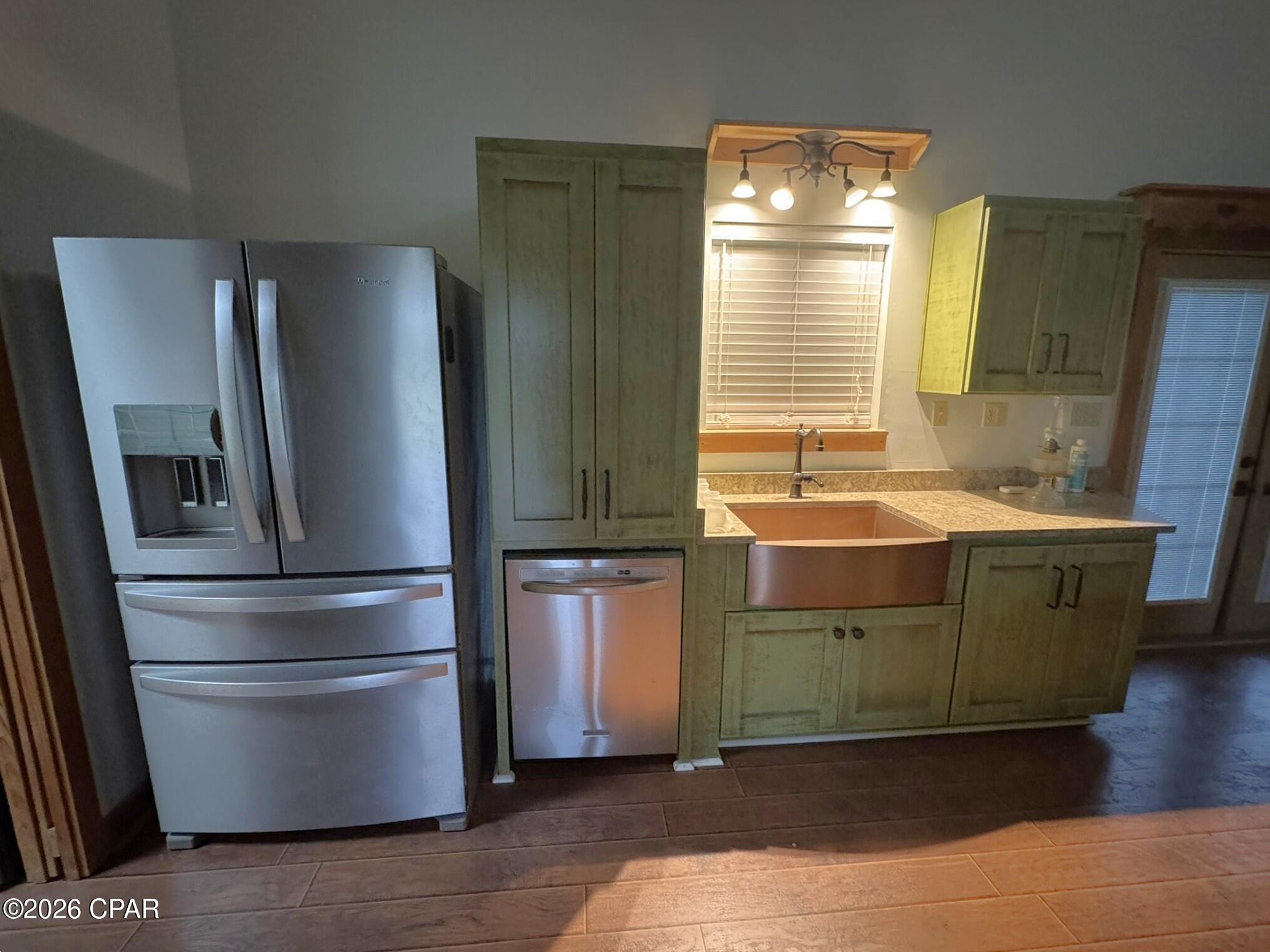 419 Spikes Road Southport, FL 32409 - Photo 13 of 50