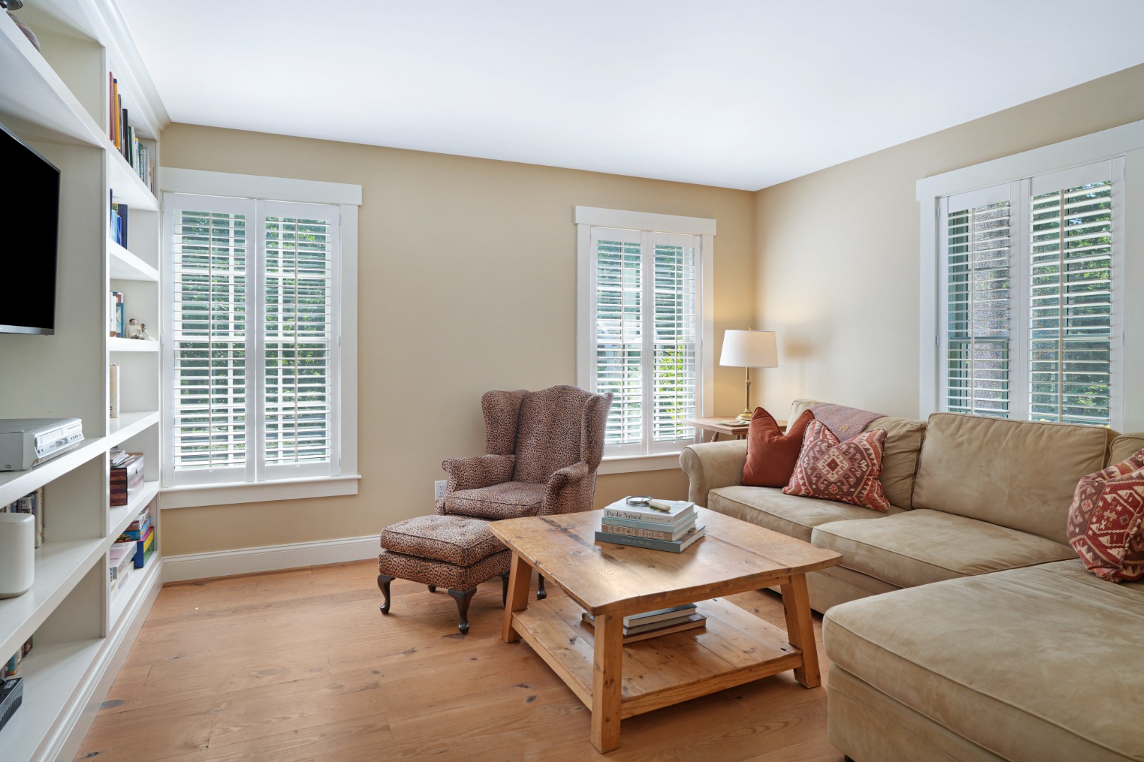 53 Stoney Hill Road West Tisbury, MA 02568 - Photo 24 of 51 a living room with furniture and windows