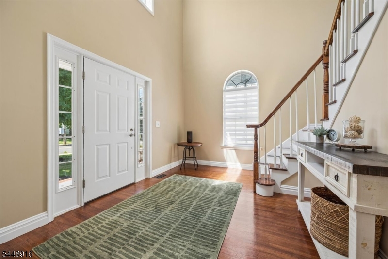 396 Vanderveer Road Bridgewater, NJ 08807 - Photo 3 of 33