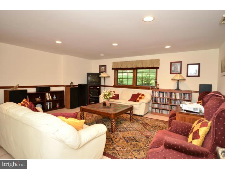 240 Pugh Road Wayne, PA 19087 - Photo 14 of 25
