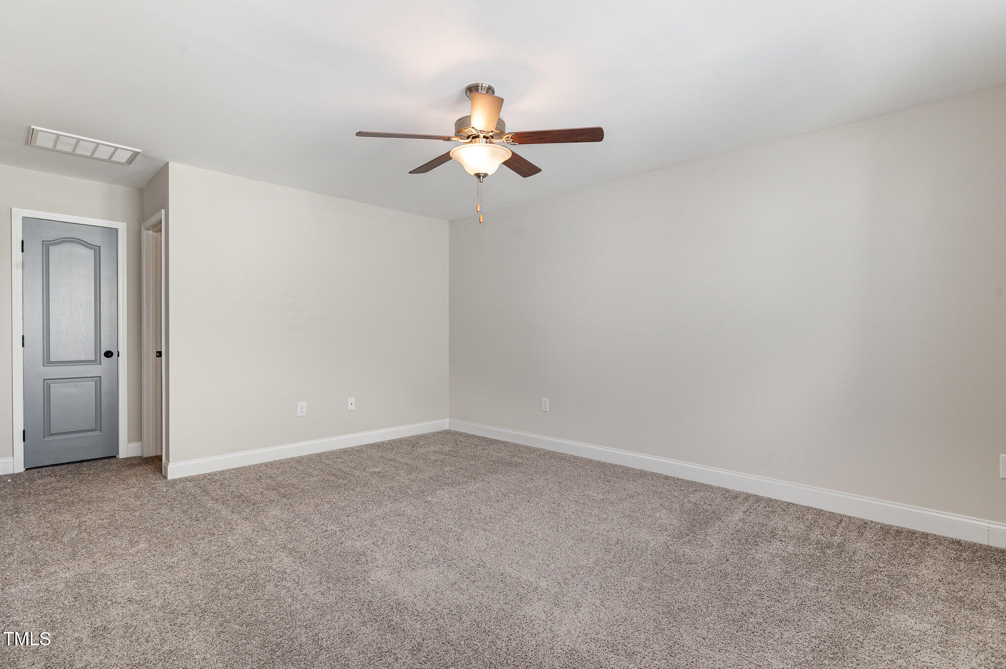 263 Pendleton Street Raeford, NC 28376 - Photo 21 of 41 020_file_310