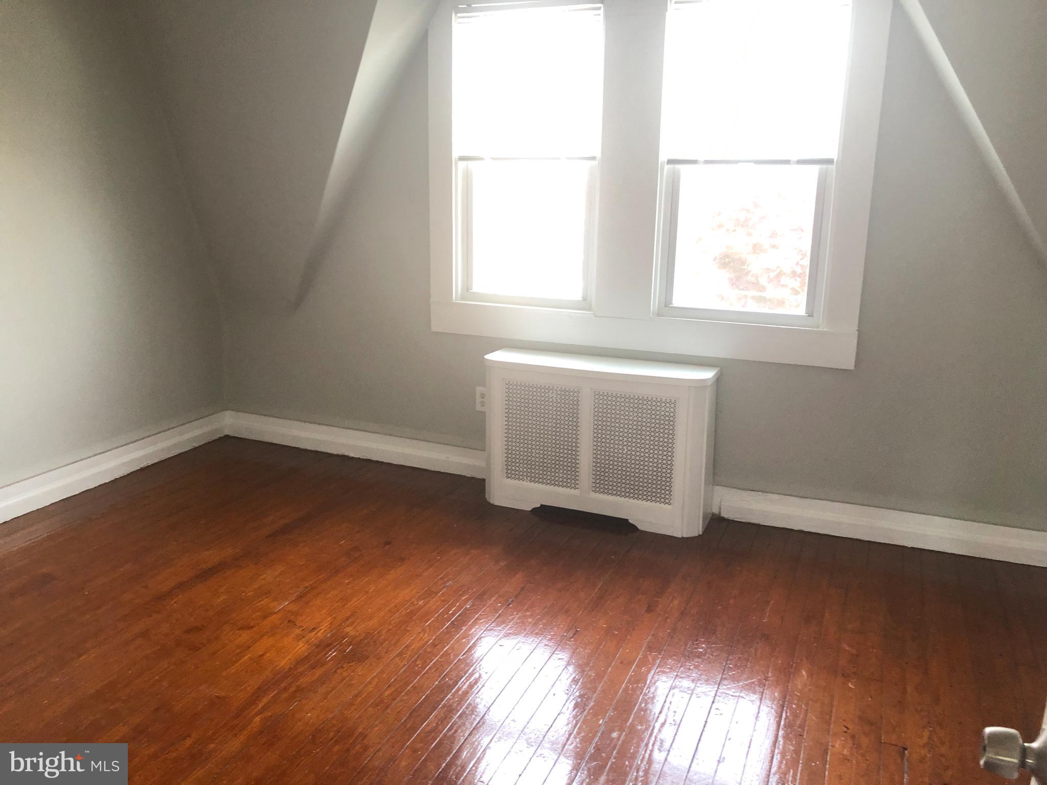 214 Guilford Road Lansdowne, PA 19050 - Photo 20 of 24 Main bedroom