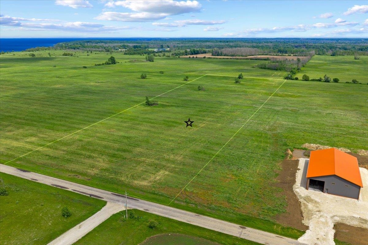 Debroux Road Sturgeon Bay, WI 54235 - Photo 5 of 14