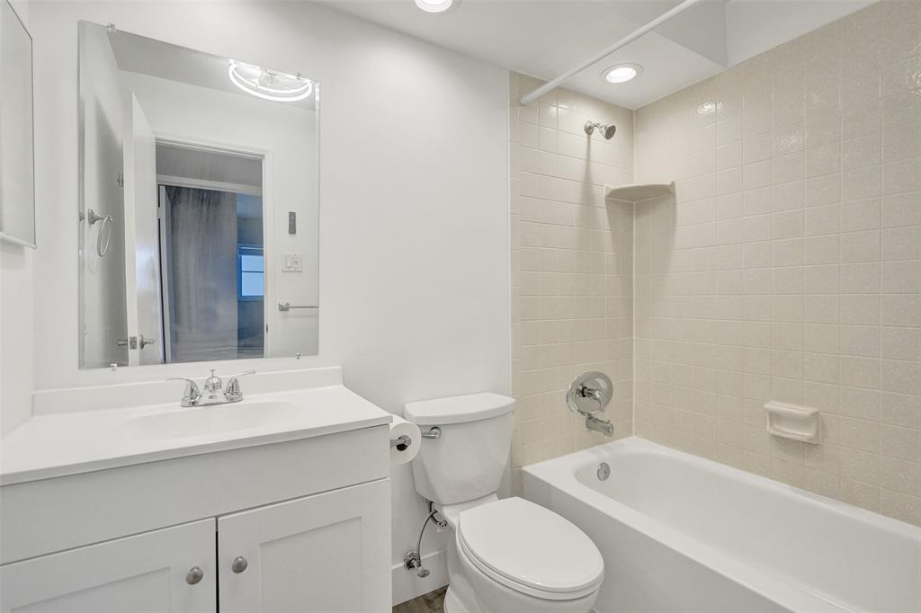 1541 South Ocean Boulevard, Unit 309 Lauderdale-by-the-Sea, FL 33062 - Photo 16 of 31