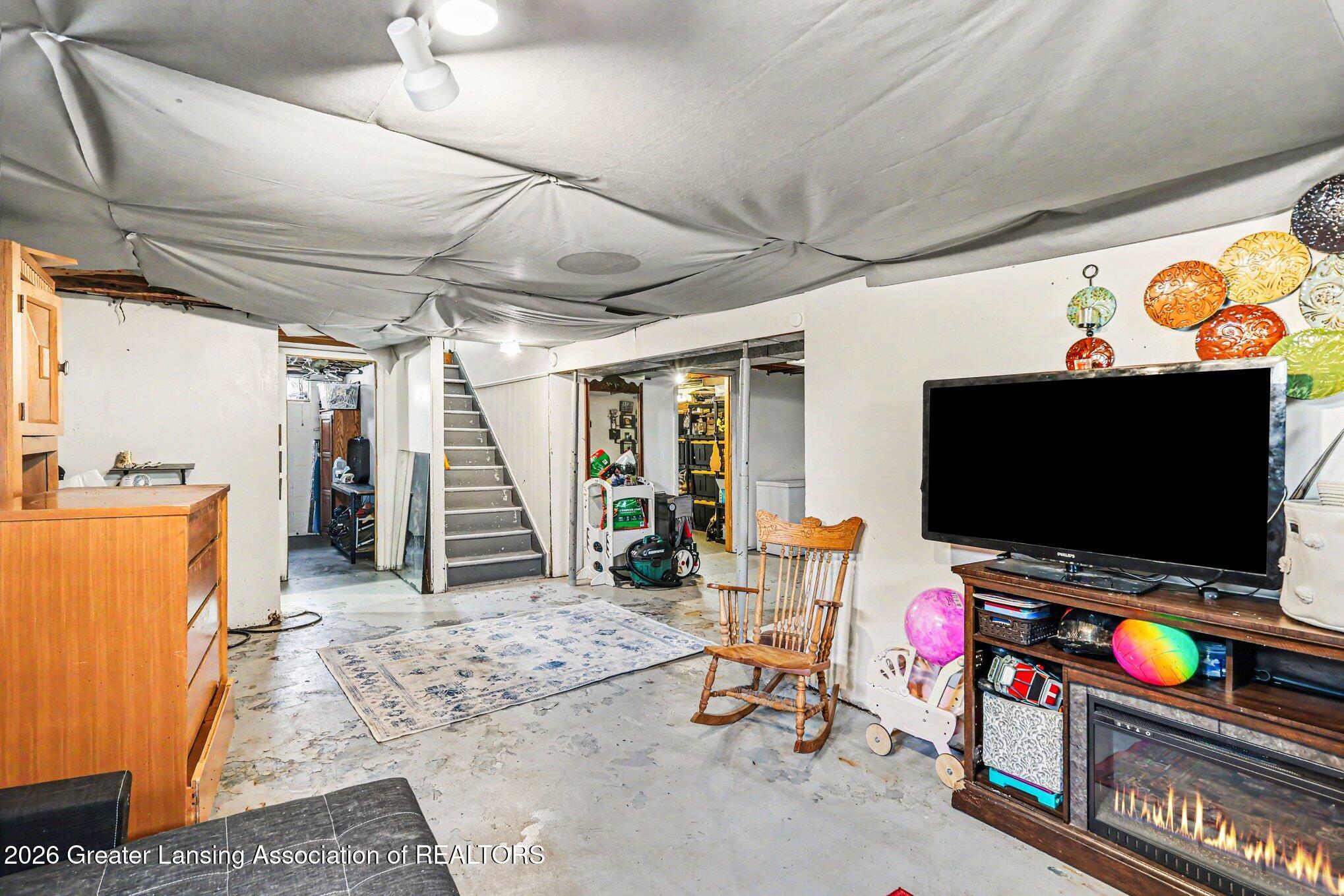 4920 Ballard Road Lansing, MI 48911 - Photo 20 of 26 020_file_6415