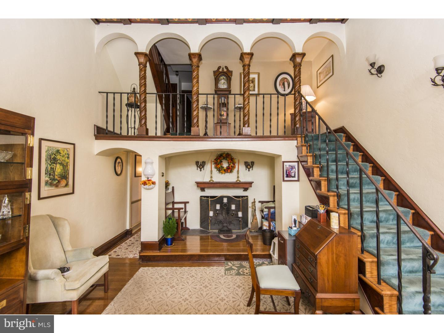 221 Richfield Road Upper Darby, PA 19082 - Photo 1 of 25