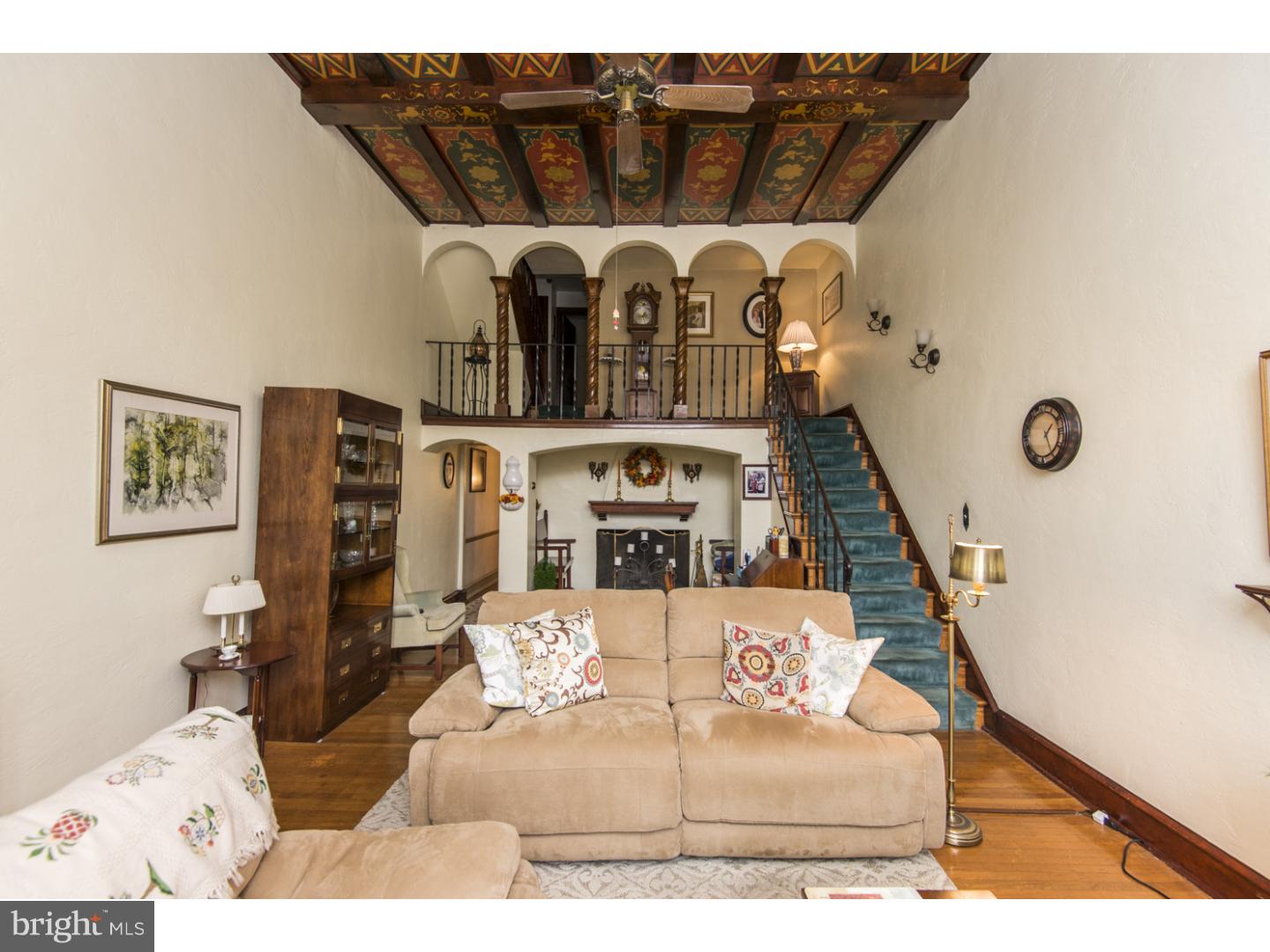221 Richfield Road Upper Darby, PA 19082 - Photo 2 of 25