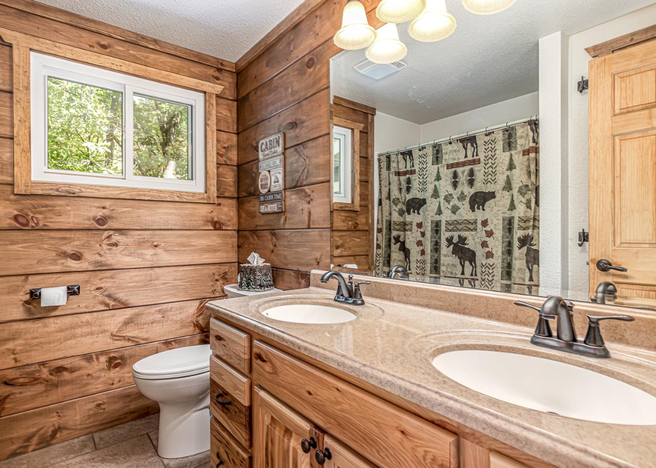 10348 Blue Lake Road Minocqua, WI 54548 - Photo 6 of 33 Gallery Image 6