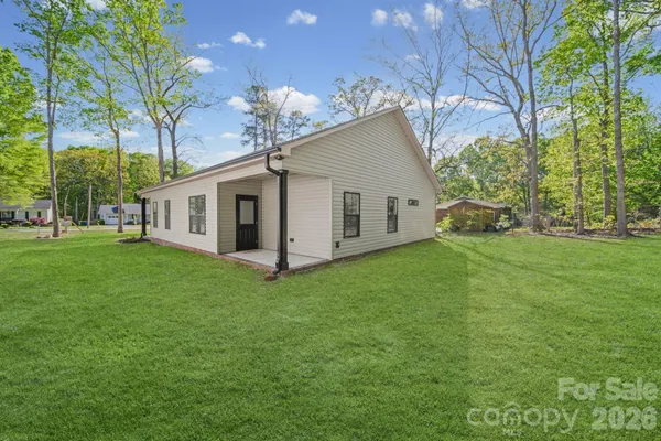 $325,000 | 2119 Woodhurst Lane, Albemarle, NC 28001