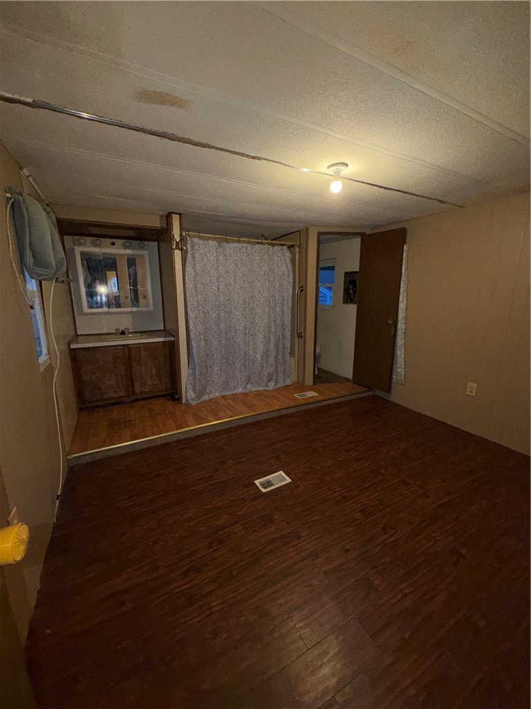 27 Woodward Road, Unit 5 Lincoln, RI 02865 - Photo 21 of 39 Gallery Image 21