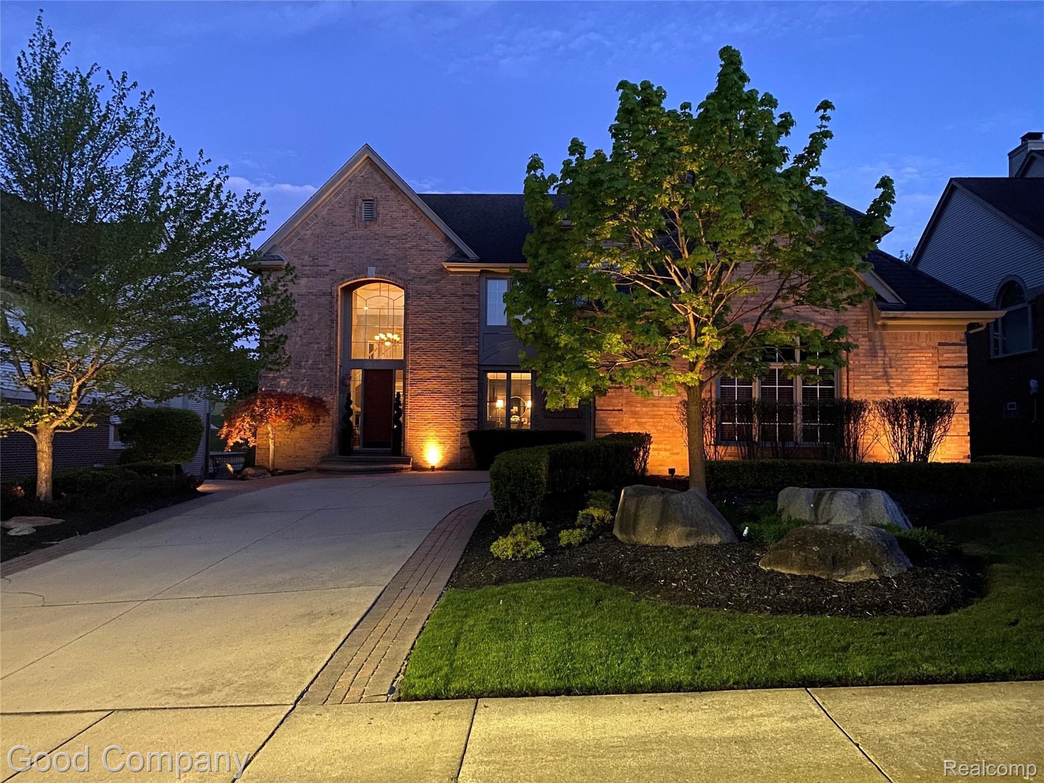 1264 Putnam Circle Rochester, MI 48307 - Photo 64 of 65 IMG_7212.jpg